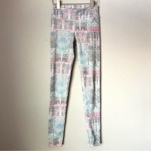 \Fabletics\• Colorful Grid Leggings